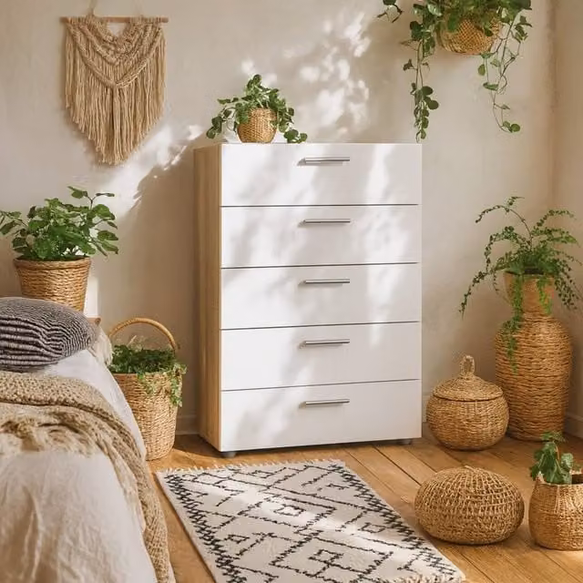 Wyld Haus Daejeon 5 Drawer Chest with White Glossy Fronts and Natural Oak Effect, H: 102.0 cm, W: 70.0 cm, D: 40.2 cm – 1