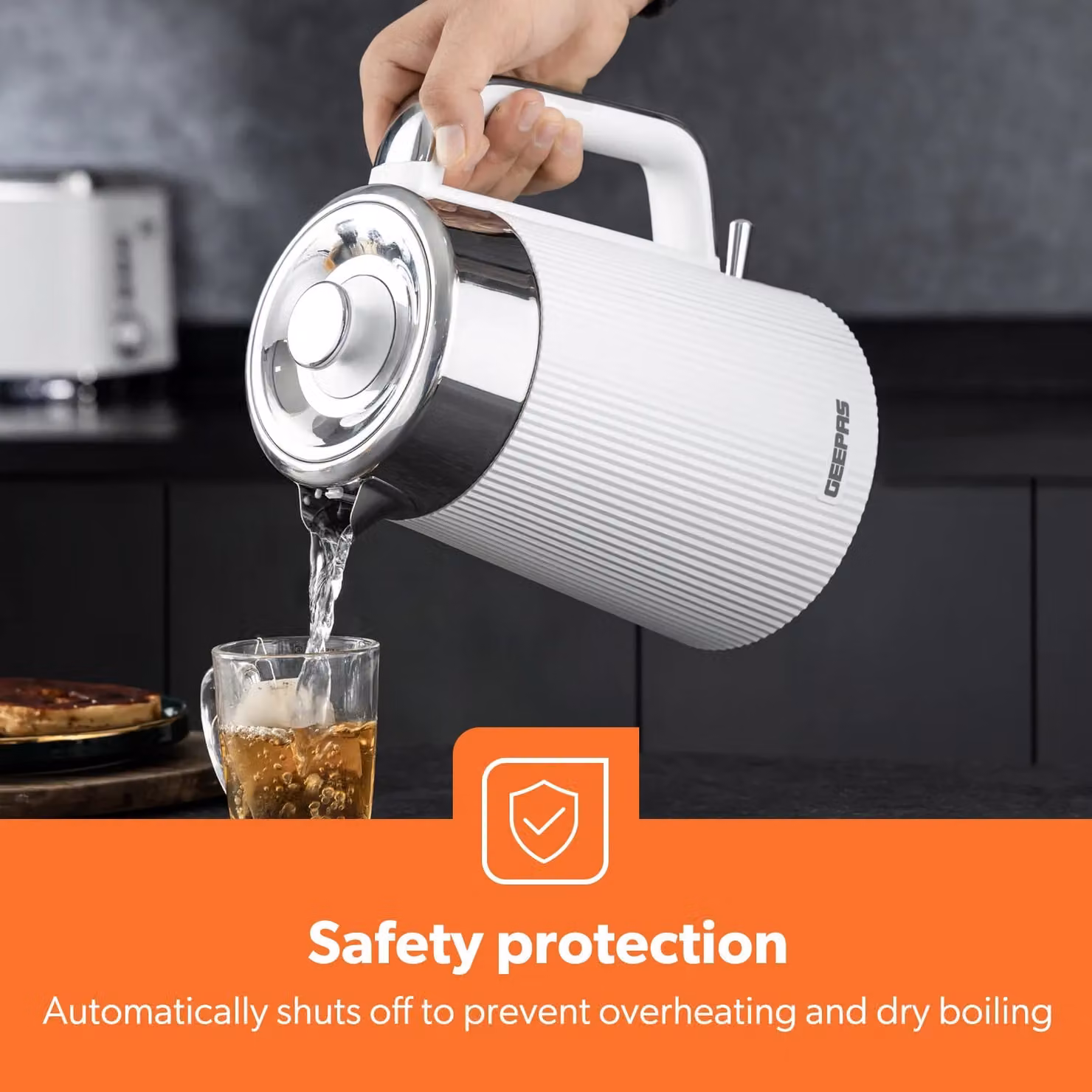 Geepas Arcus Collection 1.7L Kettle and 2 Slice Toaster Set in White – 1