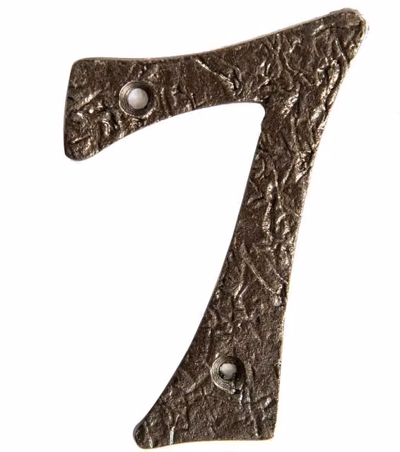 Hammer and Tongs Rustic Iron Numeral 7 Wall Decor in Grey and Brown