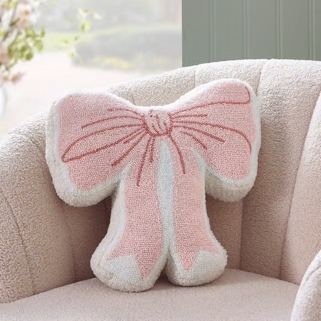 Catherine Lansfield Pink Velvet Heart Cushion