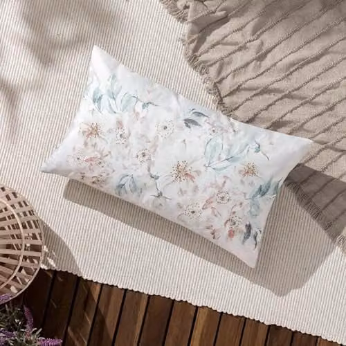 Riva Home Floral Rectangular Outdoor Cushion in White, W/D/H: 50 x 30 x 1 cm