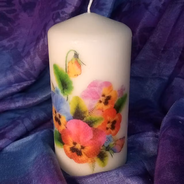 Viki Spring Pillar Candle in White