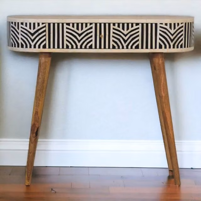 STILVORA Mango Wood Oval Console Table in Brown