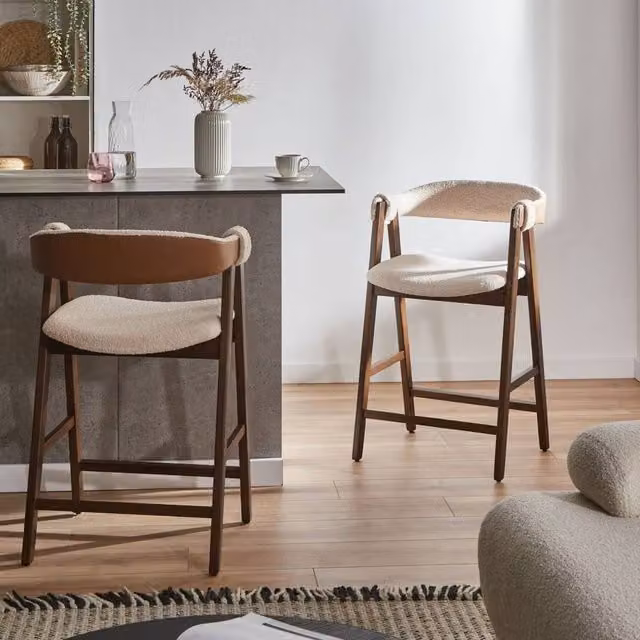 Wyld and Coco Beige Boucle Bar Chair with Rubberwood Legs in Retro Style
