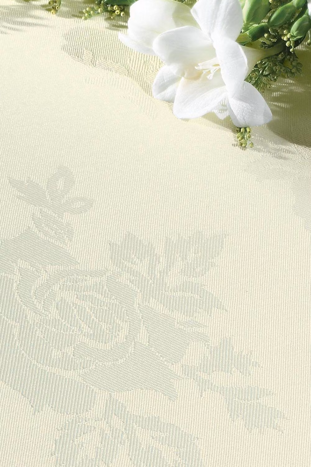 Vision Floral Rose Design Polyester Napkin in Beige, W/D: 56 x 56 cm – 2