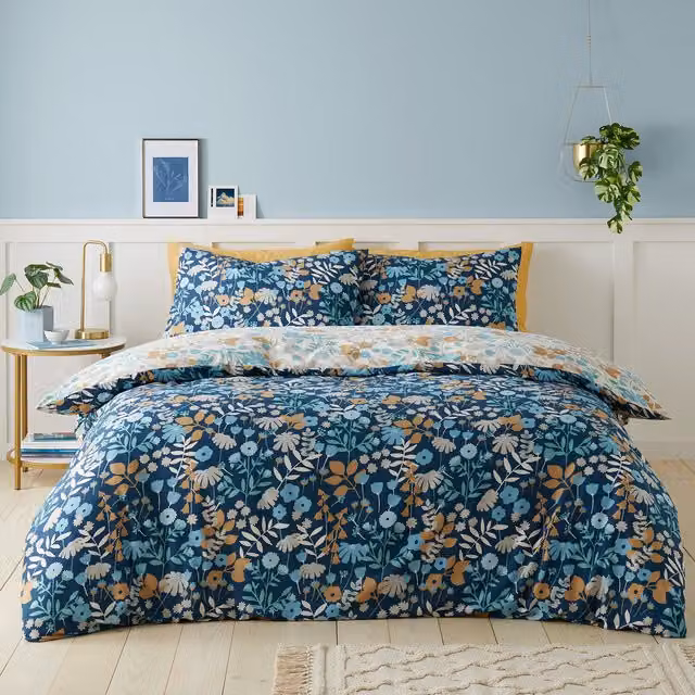 Divante Reversible Floral Bedding Set in Blue, including Duvet Cover, Pillowcase and Fitted Sheet (90x190 cm)