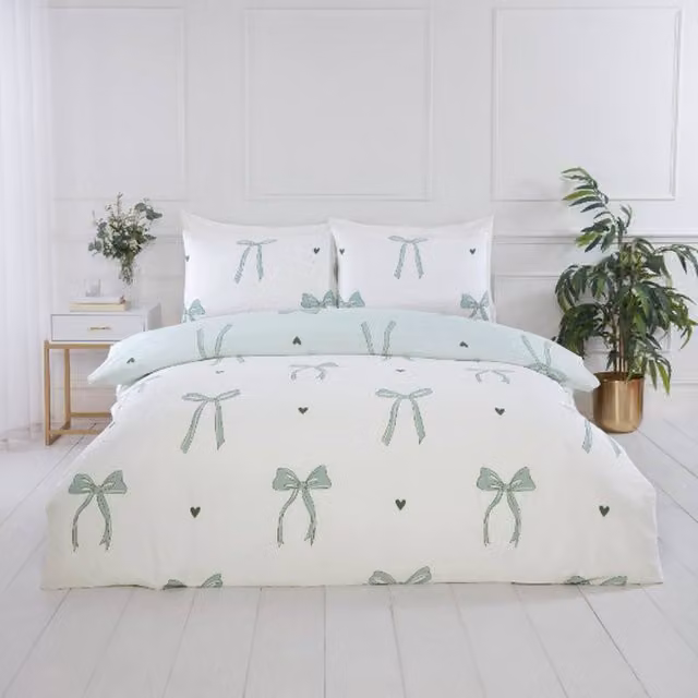 Rapport Home Reversible Microfibre Duvet Cover and Pillowcase Set with Graphic Bows in Green and Pink, W/D/H: 135 x 200 cm and 50 x 75 cm