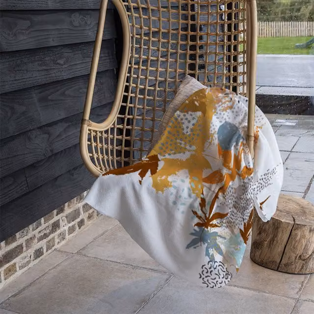 Benjamin Tate Design Japanese Leaves Fleece Blanket in Orange, Beige and Multicolour, W/D/H: 120 x 150 cm