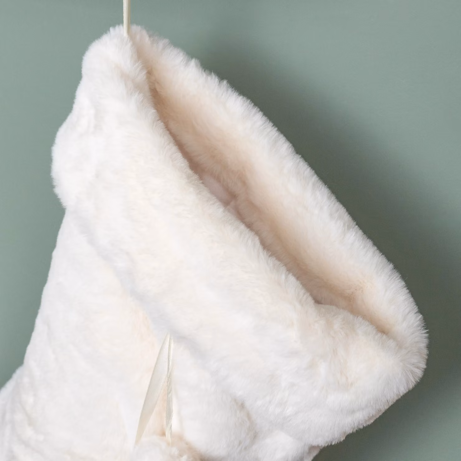 Samuel Alexander White Winter Faux Fur Hanging Christmas Stocking with Pom Poms, 50 cm – 2