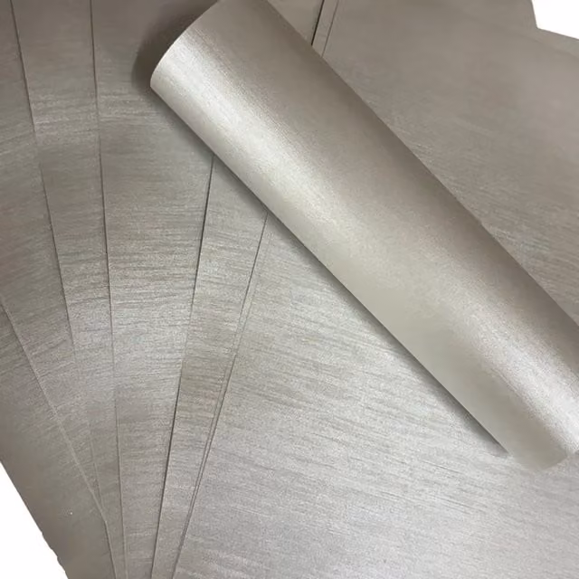 Syntego 20 Sheets of A4 Silver Silk Pearlescent Shimmer Construction Paper, 130gsm