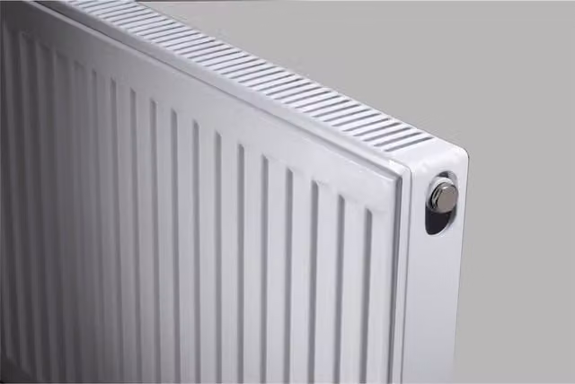 Clifton Single 600mm Tall Convector Panel Radiator in White, 1425W, W/H: 150 x 60 cm