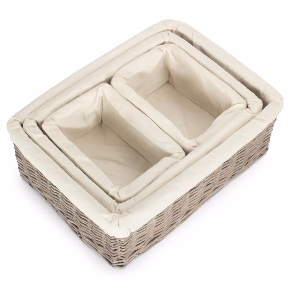 Red Hamper Wicker Open Weave Storage Tray in Mid Grey and Red, W/D/H: 41.0 x 30.0 x 17.22 cm