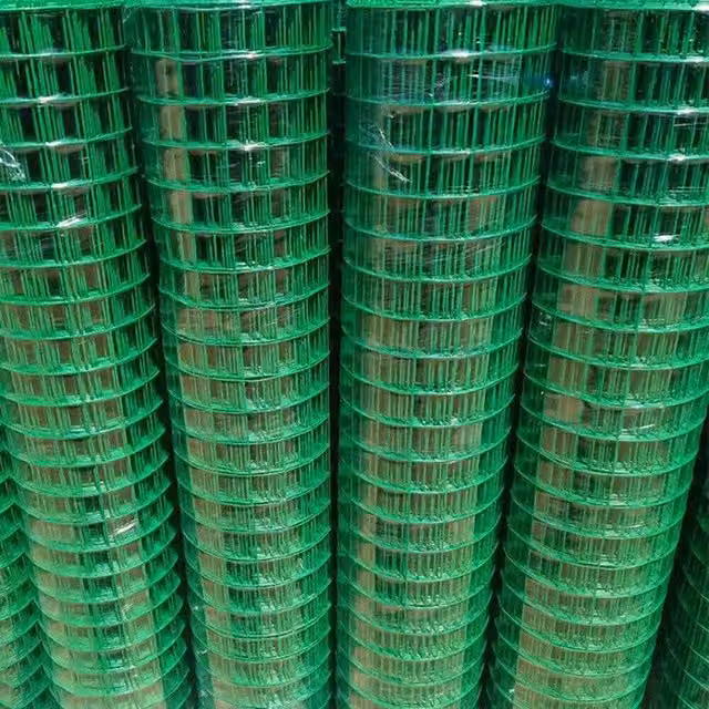 NESTLUNE Green Coated Wire Mesh Garden Fencing, H: 100 cm x W: 15 cm – 1