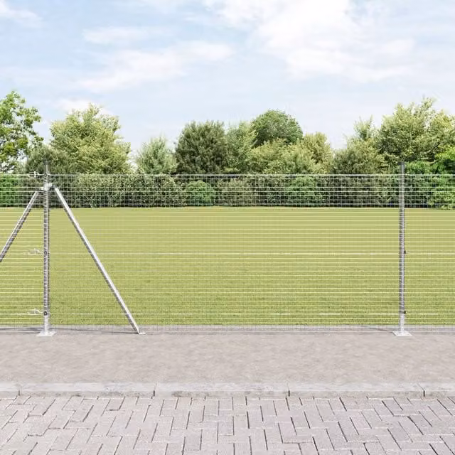 Berkfield Home Silver Galvanised Steel Welded Wire Fence with 13 Flanged Posts, 0.8 x 100 m