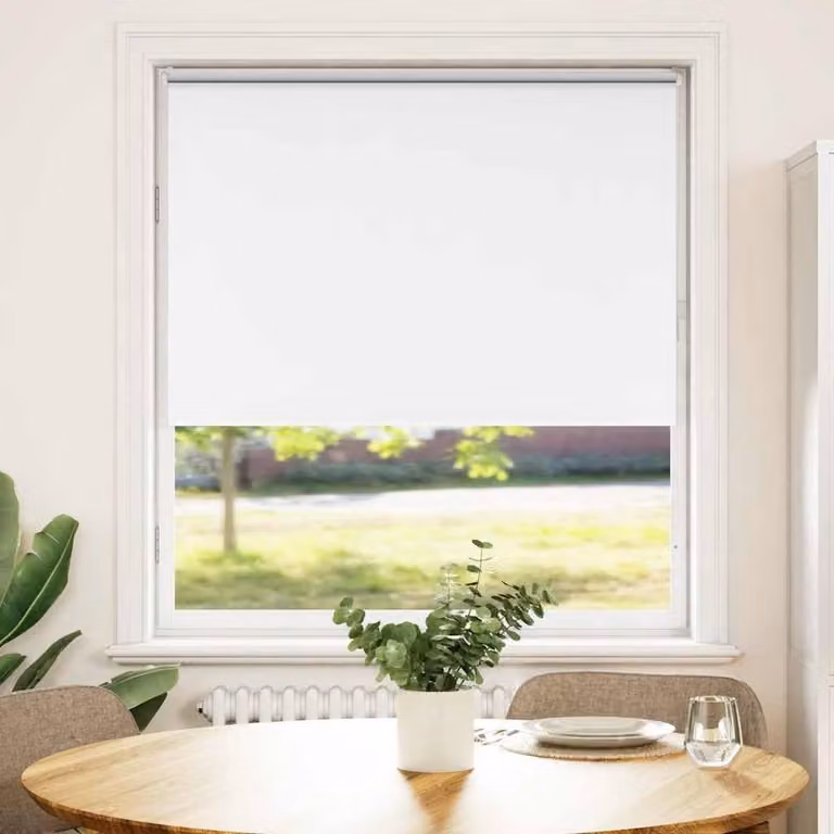 Berkfield Home White Blackout Roller Blind, Polyester, W: 105 cm, H: 130 cm