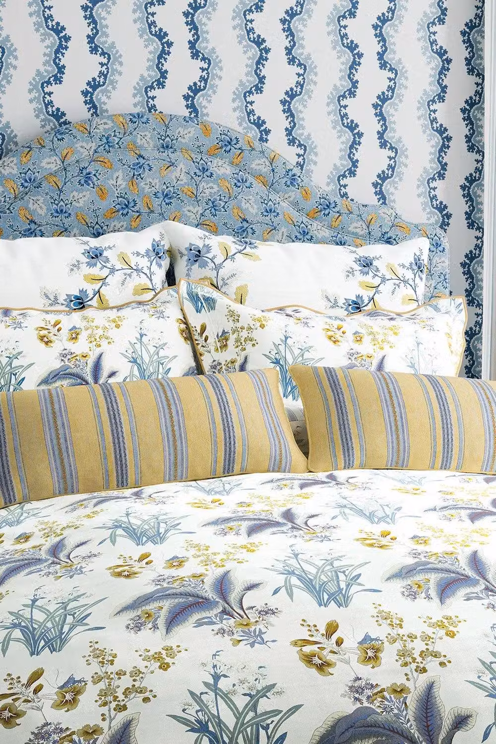 Sanderson Enys Garden Floral Cotton Percale Square Pillowcase Pair in White, Blue and Yellow