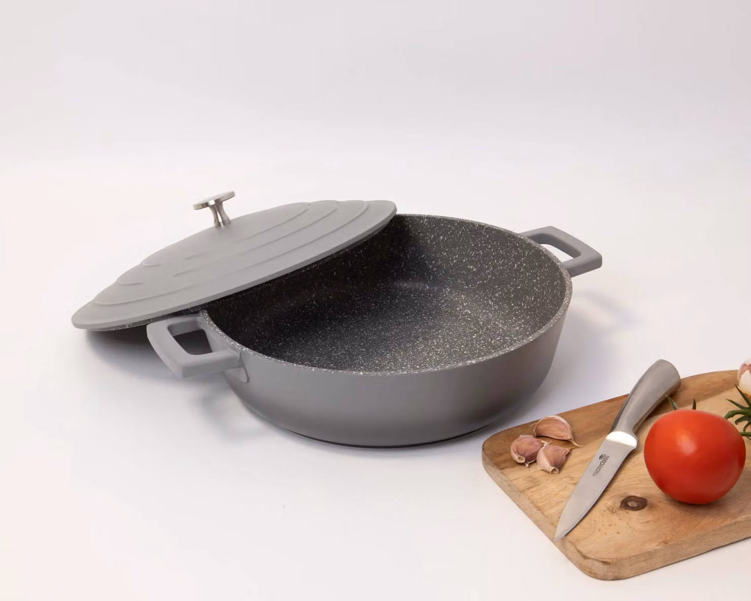 MasterClass Non-Stick Shallow Casserole Dish with Lid, Grey, 4 l – 2