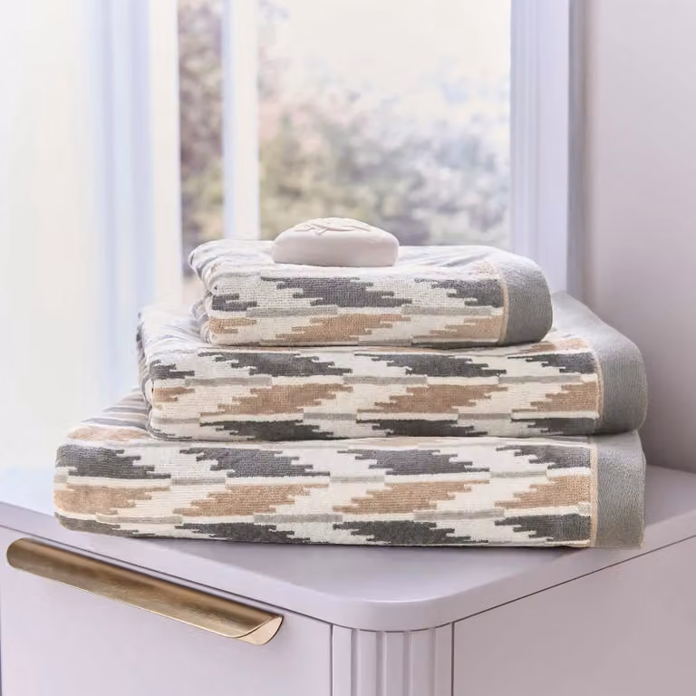 Bedeck of Belfast Osanna/Avita Fluffy Cotton Terry Velour Bath Towel in Charcoal, Chalk and Tan