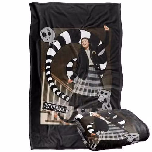 Warner Bros. Beetlejuice Shake Shake Shake Silky Touch Super Soft Fleece Throw Blanket, Multicolour, W/D/H: 91 x 147 cm – 1