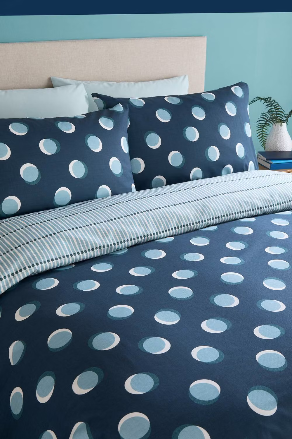 Fusion Polka Spot Reversible All Over Spot Print Duvet Cover Set in Blue, W: 180 cm, H: 200 cm – 2