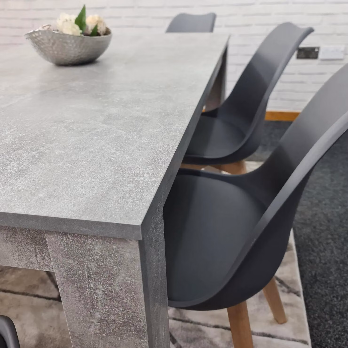 KOSY KOALA Modern Dining Set with Rectangular Stone Grey Effect Wood Table, Bench and 4 Grey Plastic Chairs, Brown – 3