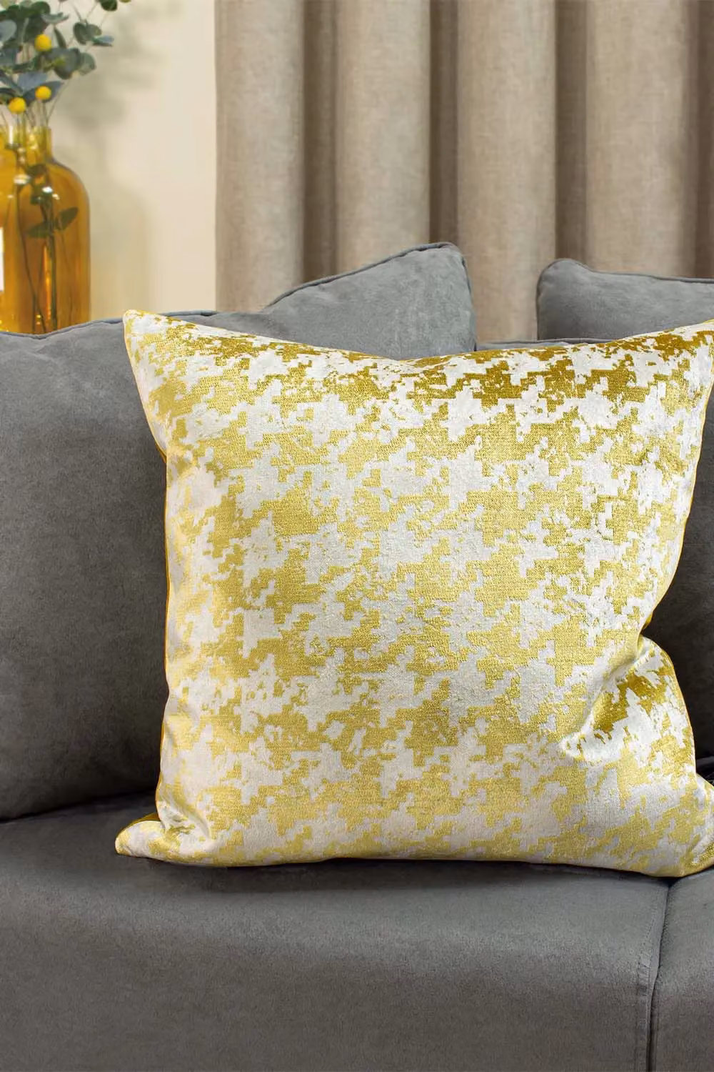 Ashley Wilde Nevado Gold Velvet Houndstooth Cushion, W/D/H: 50 x 50 x 50 cm – 2