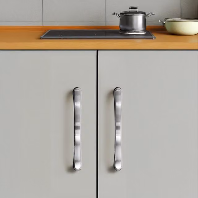 Livingandhome Set of 2 Polished Silver Metal Bar Furniture Handles with 128mm Screw Hole Spacing