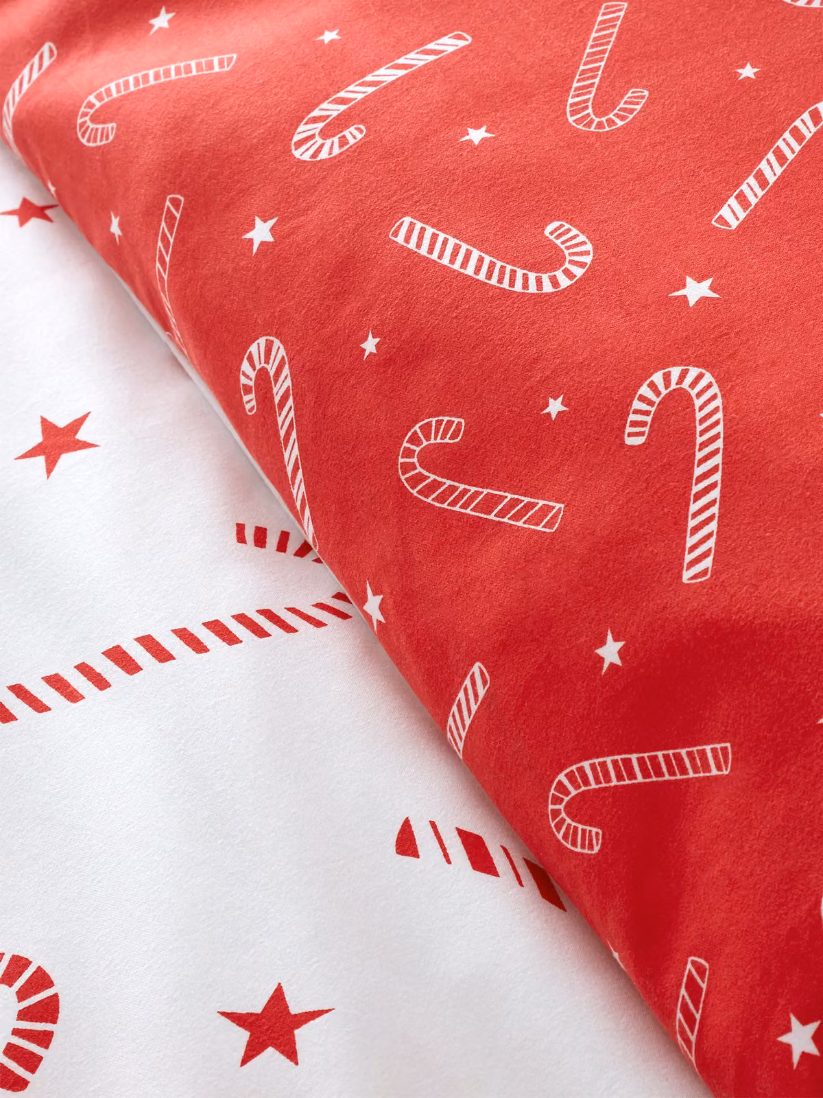Catherine Lansfield Christmas Candy Cane Reversible King Duvet Cover Set with Pillowcases in Red and White – 3