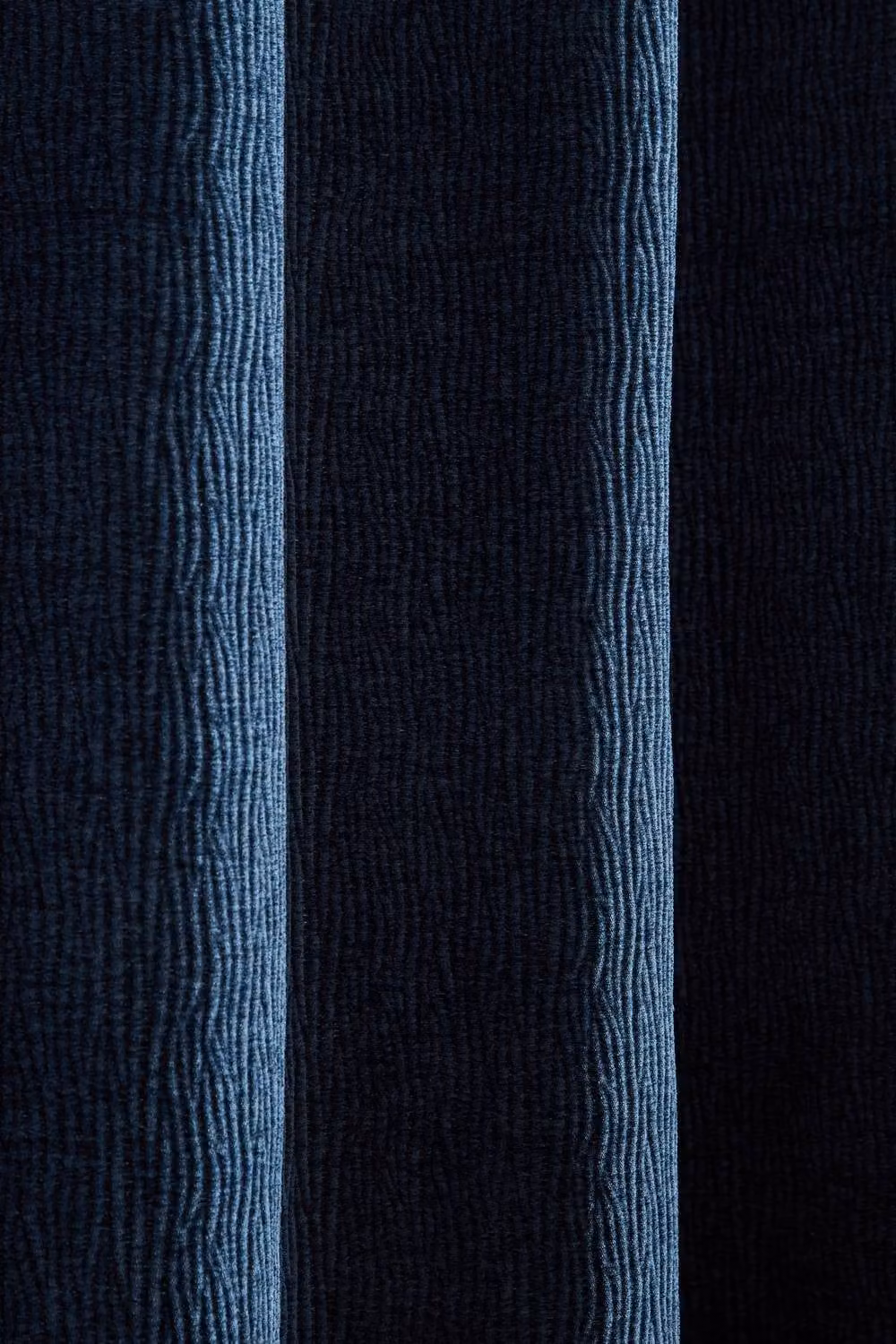 Catherine Lansfield Crinkle Chenille Lined Eyelet Curtains in Blue, Width: 168 cm, Drop: 229 cm – 2