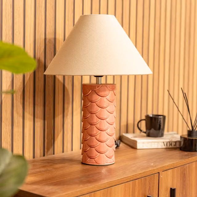 ValueLights Athena Ceramic Shell Table Lamp - Coral