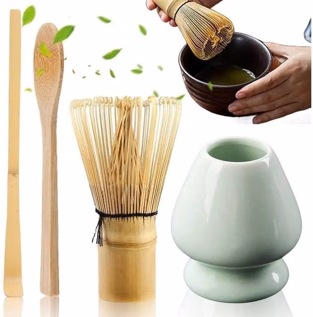 EONLION 4-Piece Bamboo Matcha Whisk Set in Brown