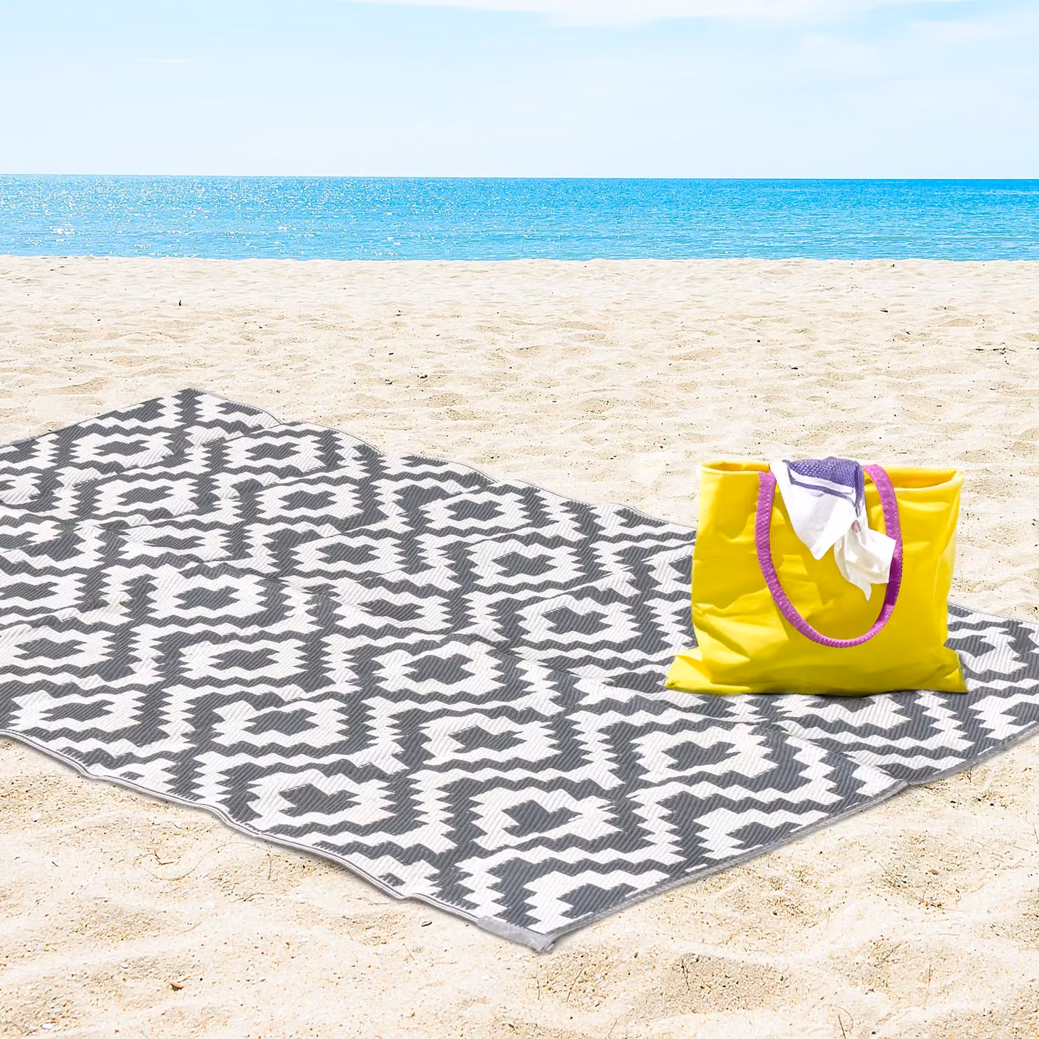 Valiant Geometric Grey Waterproof Outdoor and Indoor Garden Rug, W/D: 180 x 120 cm – 6