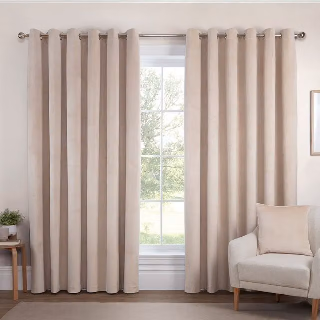Divante Vermont Velvet Blackout Curtain in Black or Beige, Thermal Insulating and Sound Dampening, W: 168 cm