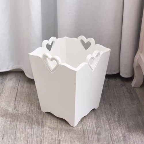 Melody Maison White Solid Wood Freestanding Bin with Heart Cut Out – 1