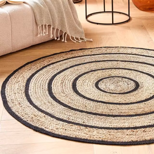 Wyld and Coco Round Braided Jute and Cotton Boho Rug in Beige and Black, Diameter: 140 cm – 1