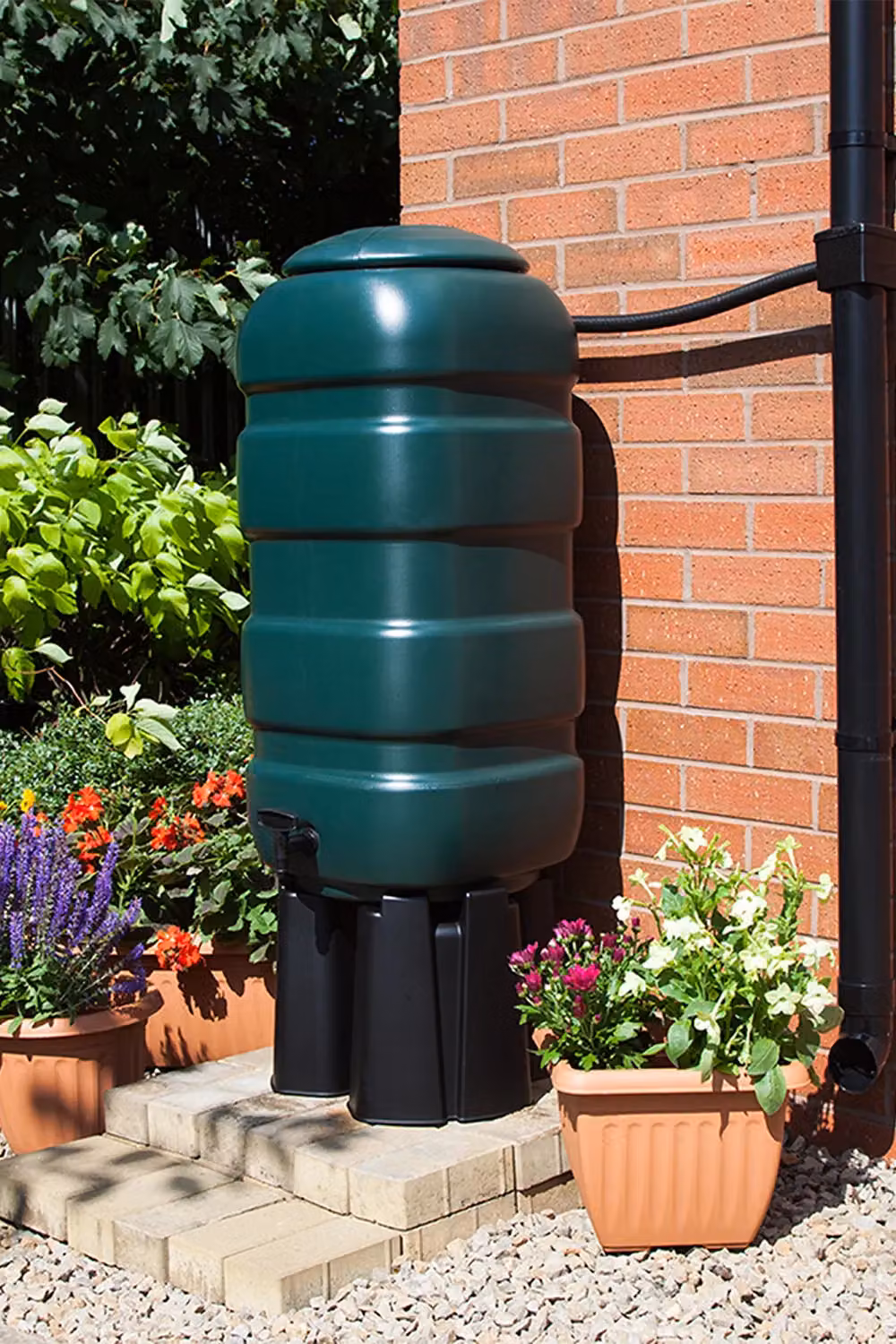 Whitefurze Green 100L Rain Barrel Kit with Stand and 5L Red Watering Can – 3
