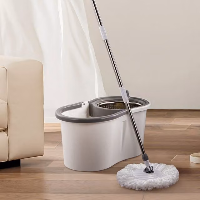 Komore Mop and Bucket Set with Wringer and Microfibre Mop Heads in Grey and White