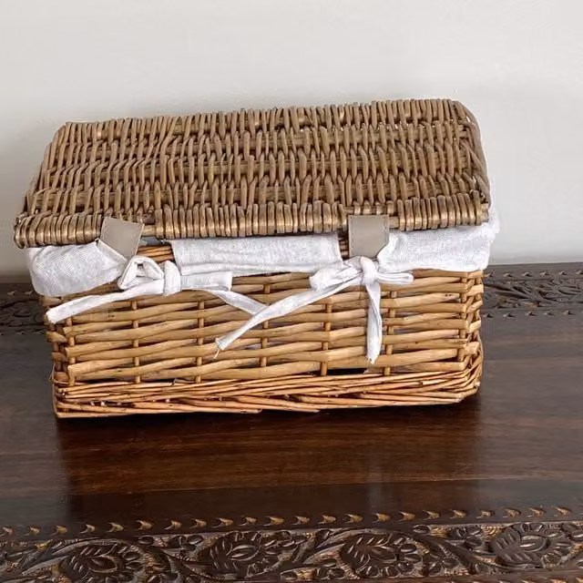 Topfurnishing Brown Open Weave Wicker Storage Basket with Lid, W: 20 cm