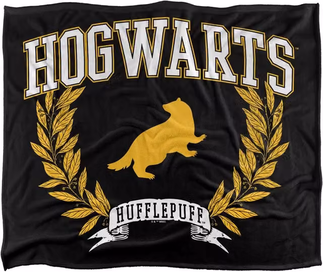 Warner Bros. Harry Potter Hufflepuff Hogwarts Leaves Super Soft Fleece Throw Blanket, Multicolour, W/D/H: 91.44 x 91.44 x 1.47 cm – 6