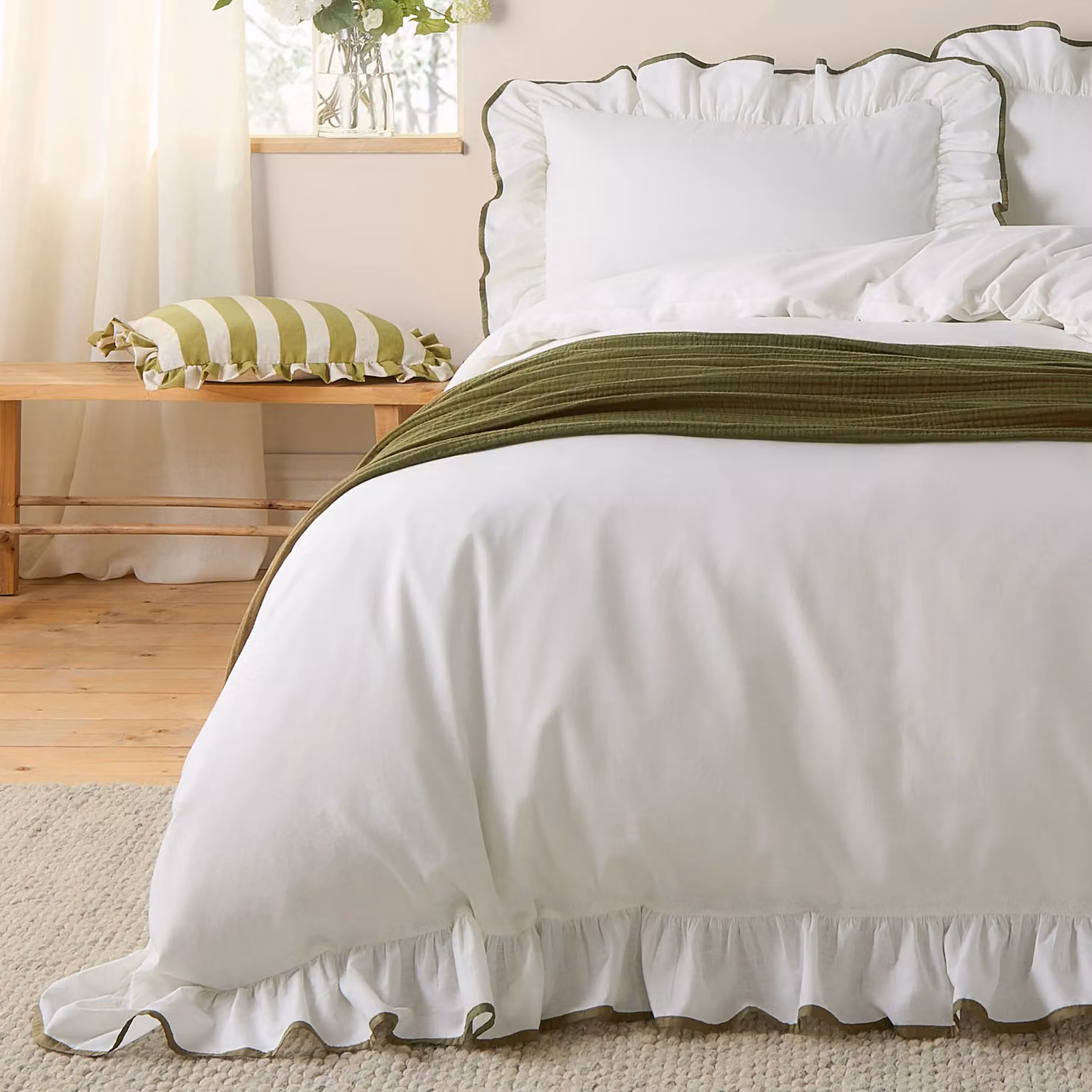Wylder Nature Blousey Ruffled Cotton Pillowcase Pair in Green – 2