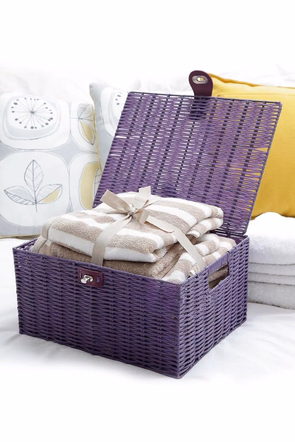 Arpan Medium Resin Woven Storage Basket Box with Lid and Lock in Purple – 2