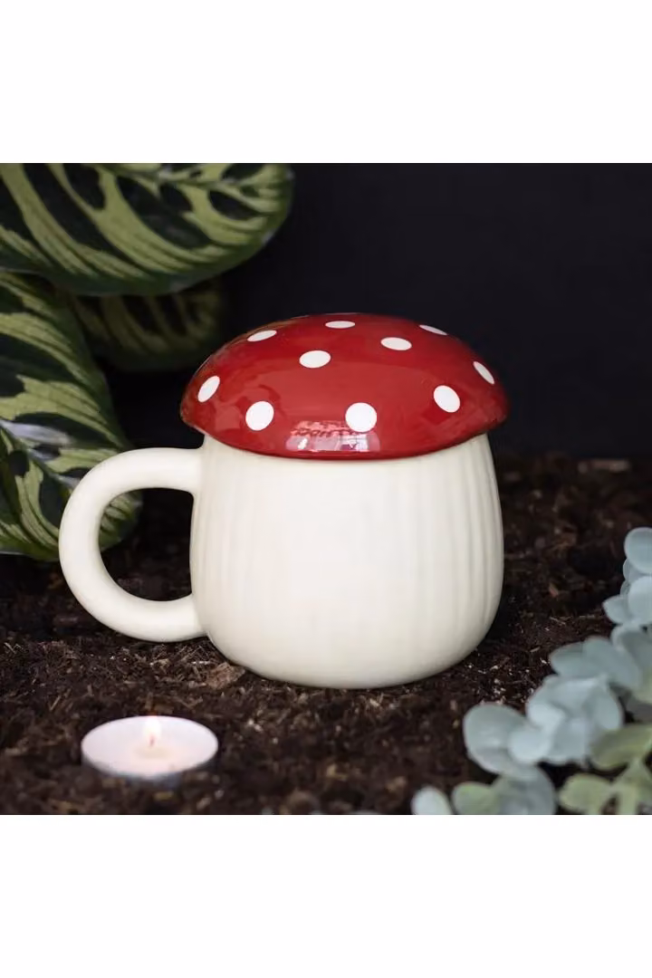 KDMD Mushroom Shaped Ceramic Mug in Beige and Red with Dotted Pattern, 380 ml – 3