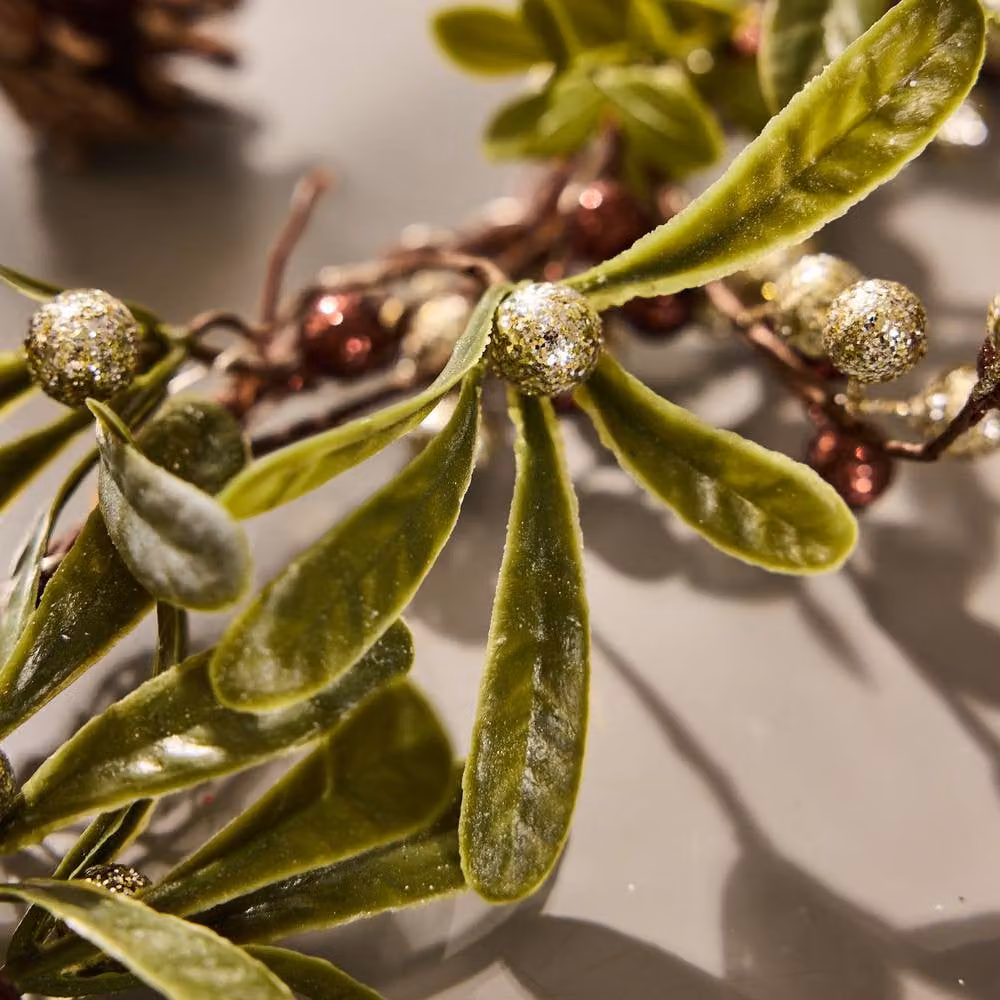 Dibor Copper Mistletoe Light Up Christmas Table Decor Garland, 1.6m, Gold, Copper, Multicolour and Green – 5