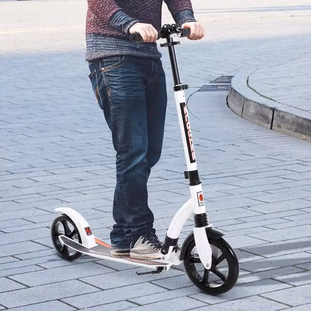 HOMCOM Foldable Teens Scooter with Adjustable Height and Brake in White