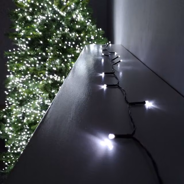 Premier Decorations 600 LED Multi Function Battery Operated Christmas String Lights with Timer in Cool White, 60m