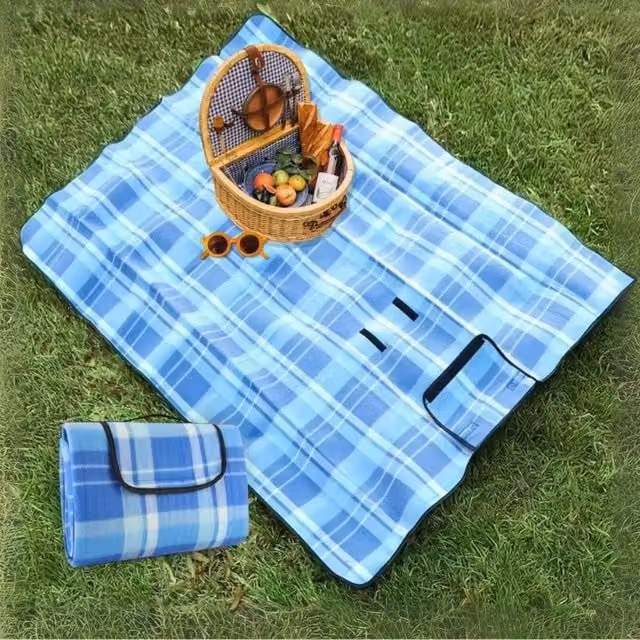 Marco Paul Large Blue Fleece Picnic Blanket with Waterproof Underside and Carry Handle – 1