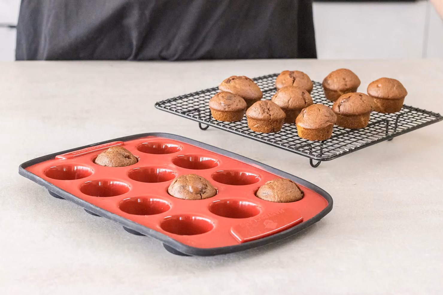 MasterClass Smart Silicone 12 Hole Mini Muffin Tray, Red and Black, W: 29 cm x D: 20 cm – 4