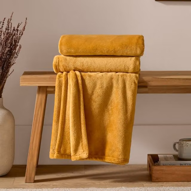 Furn Harrow Fleece Throw in Ochre Yellow, W/D/H: 140 x 180 cm