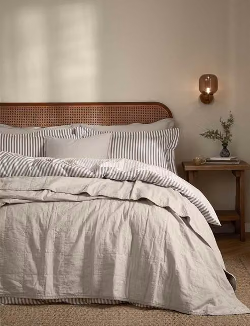 YARD Hebden Washed Cotton Quilted Bedspread in Oatmeal Beige