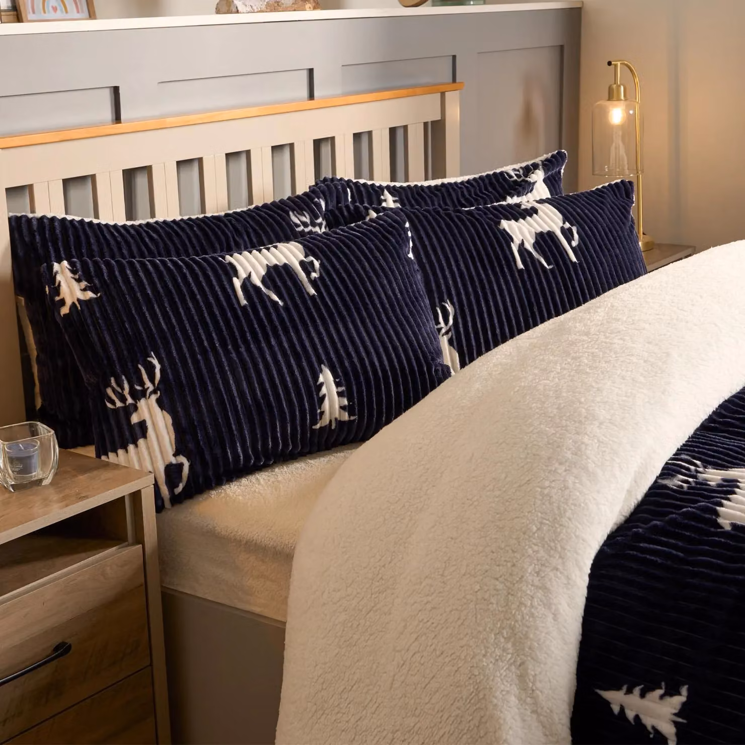 OHS Stag Duvet Cover and Pillowcase Bedding Set in Dark Navy Blue, Soft Ribbed Fleece, W/D/H: 220 x 200 x 140 cm – 3